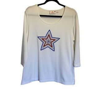 Quacker Factory Women's Medium White Top 3/4 sleeve Red, silver & Blue Star